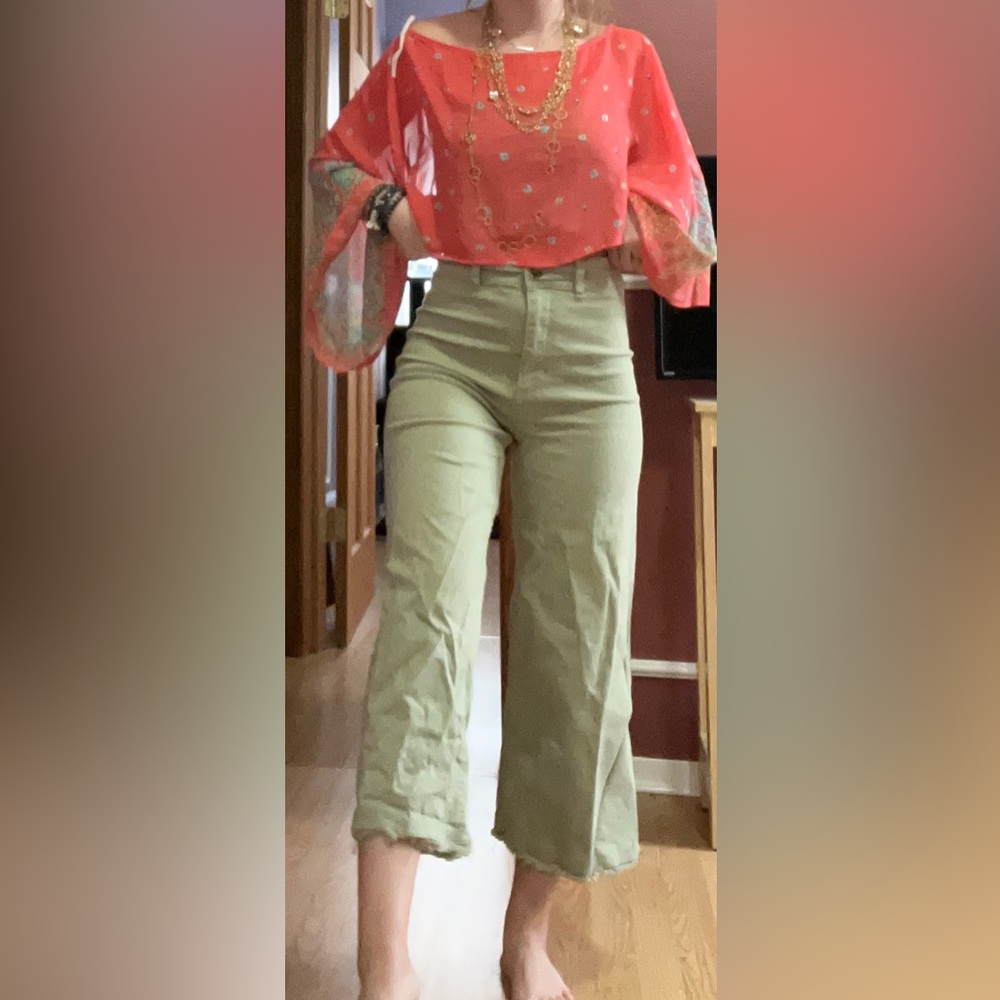 Green Billabong flared pants - Picture 5 of 10